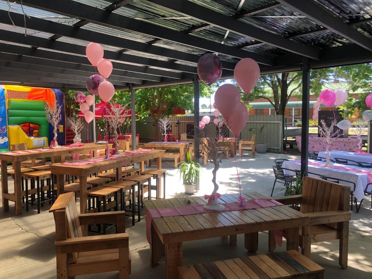 Riverina Hotel Holbrook Zewnętrze zdjęcie